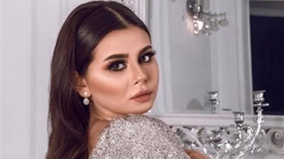 صور| شاهدي.. إطلالات مثيرة وضعت منة عرفة في مأزق