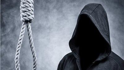 الزوجة الخائنة وعشيقها قتلا الزوج لأجل ليلة متعة.. والمحكمة: إعدام