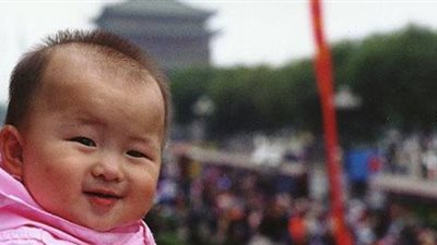 من التحفيز الجنسي للاستحمام بالحليب المغلي.. عادات غريبة للمواليد الجدد في جنوب شرق آسيا