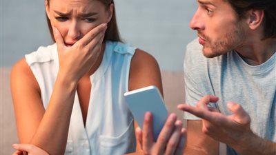 زوجة: «جوزي ما بيخلفش وحملت من جاري أعمل إيه؟!».. والتعليقات: «ذنبك كبير»