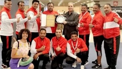 فرقة سوهاج للفنون الشعبية تحصل على درع مهرجان الفلكلور بصربيا