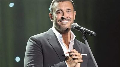 نشرة أهل الفن| كاظم الساهر في مأزق بسبب «حضن».. ومشروع جديد لـ مايان السيد.. وحورية فرغلي تعتذر