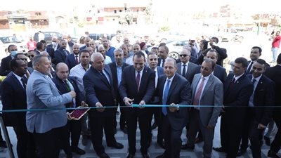 البنك الأهلي المصري يفتتح أحدث فروعه بمدينة الفرافرة 