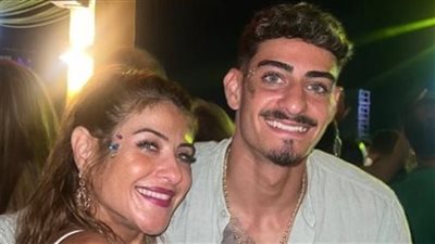 هيدي كرم تنشر صورة جديدة مع نجلها: حبي الأول والأخير