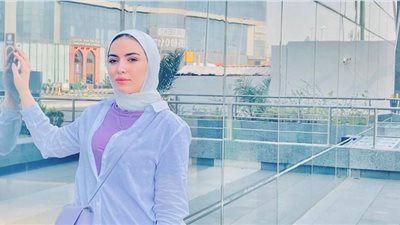 استوحي إطلالاتك من الفاشينيستا آية طارق