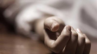 ضربته فقتلها.. موجه ينهي حياة زوجته المدرسة في سوهاج.. فيديو جراف 