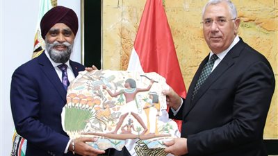   تعاون مشترك بين مصر وكندا في مجالات التنمية الزراعية  