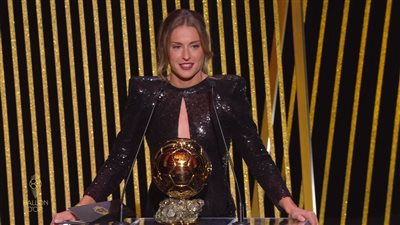 تعرف على اللاعبات المُرشحات لجائزة الكرة الذهبية 2022