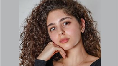 نشرة أهل الفن| حقيقة الاعتداء على ميان السيد.. وقصة منع لطيفة من الغناء في تونس بسبب الإخوان