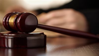 هددها بصورها الجنسية.. سيدة تعاني من ابتزاز طليقها