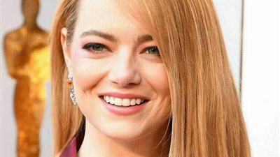 قصات شعر مختلفة مستوحاة من إطلالات النجمة العالمية «إيما ستون»