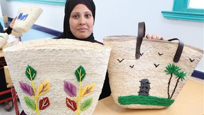 «القومي للمرأة»: «اختارنا نساند ستات وبنات بلدنا للتدريب على الحرف اليدوية»