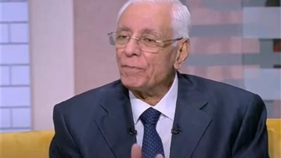 فيديو| استاذ بطب القصر العينى: الجسم لا يستفيد من حديد السبانخ نهائيًا