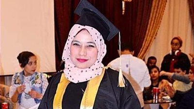 مايسة كمال تنظم 