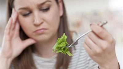 استشاري تغذية يُحذر من أنظمة الريجيم القاسية.. والطرق الصحيحة لإنقاص الوزن