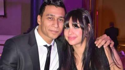 زوجة أورتيجا: 