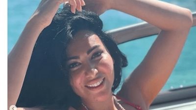 صور| بـ«تاتو على الفخذ».. جلسة تصوير ميرهان حسين تشعل السوشيال ميديا