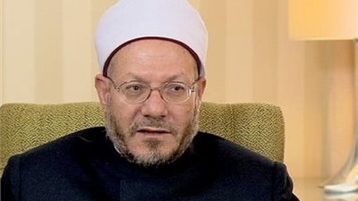 مفتي الجمهورية: لا يجوز للزوج أخذ المال من زوجته دون رضاها