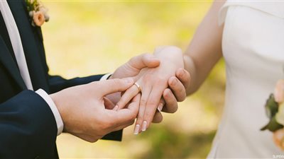  لماذا نتزوج على مذهب الإمام أبي حنيفة دون غيره؟