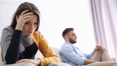 ما حكم الزواج من شخص لا يحترم شخصية المرأة؟.. الإفتاء تجيب