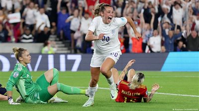 لاعبة إنجلترا تروي كيف أنقذت منتخبها ومنحته التتويج باليورو