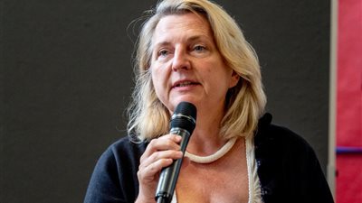 منها التهديدات.. أسباب مغادرة وزيرة خارجية النمسا السابقة بلادها والعيش في دولة عربية