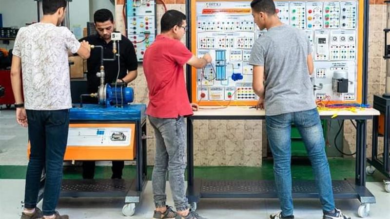 جامعة الدلتا تدرب