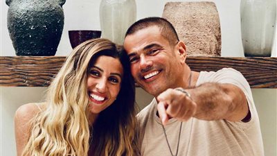 بسبب عمرو دياب.. موقف مُحرج لـ دينا الشربيني في برنامج منى الشاذلي