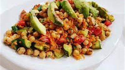طريقة عمل سلطة الحمص الصحية للشيف سالي فؤاد
