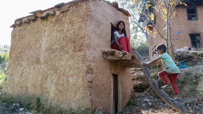 أكواخ الحيض في نيبال.. رمز العبودية والألم للنساء أثناء الدورة الشهرية