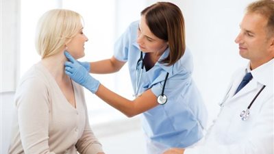 ما حكم العمل طبيبة في مجال طب وجراحة التجميل؟.. «الإفتاء» تجيبك