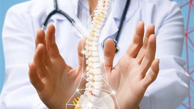 أبرزها الحليب والمكسرات.. أطعمة تساعدك في الحفاظ على عظامك سليمة