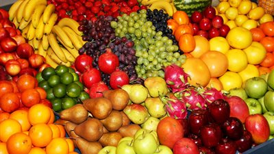 أسعار الفاكهة اليوم الأحد.. العنب البناتي يصل 7.5 جنيه للكيلو والرومي الأحمر بـ 7 فقط