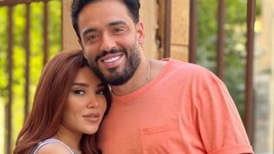 القصة الكاملة لانفصال رامي جمال عن زوجته ثم عودتهما بعد 24 ساعة