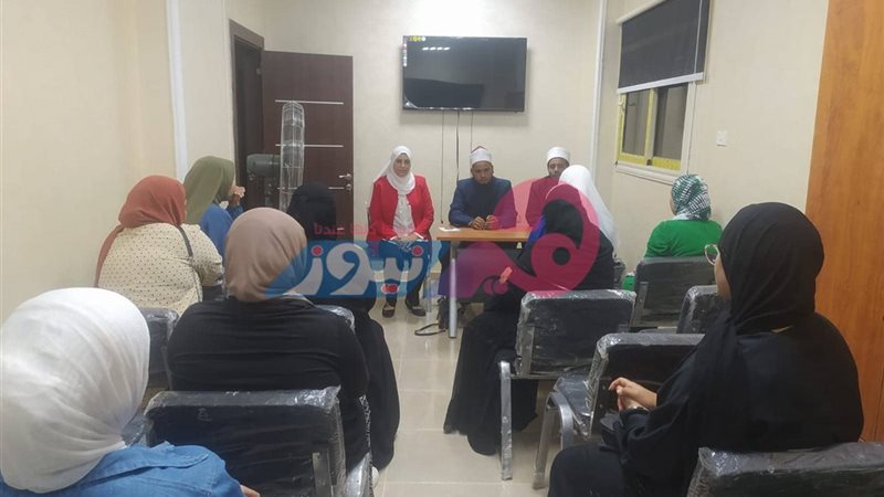 جانب من الندوة