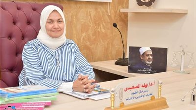 نهلة الصعيدي.. تعرفي على أول مستشار «امرأة» لشيخ الأزهر