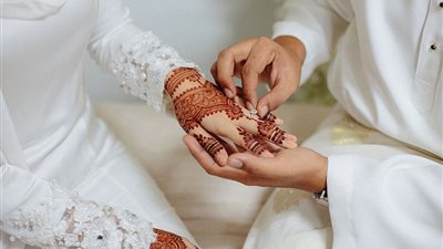 حكم الدين في التعارف بين الشباب والفتيات على 