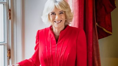 كاميلا باركر تتغزل في «حماتها» الملكة إليزابيث