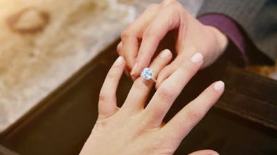 8 عوامل لنجاح فترة الخطوبة بين الشريكين