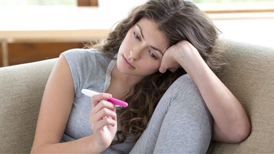 «الإفتاء» تُنهي الجدل: يجوز استخدام وسائل منع الحمل بشرط