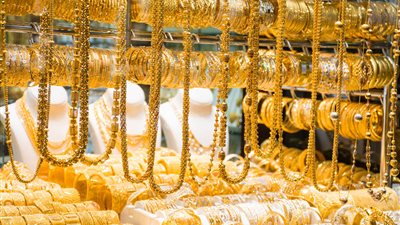 ارتفاع أسعار الذهب محلياً رغم تراجع البورصة العالمية.. ما السبب؟ 