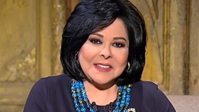 لأول مرة.. إسعاد يونس تكشف سر ارتدائها للباروكة في صاحبة السعادة