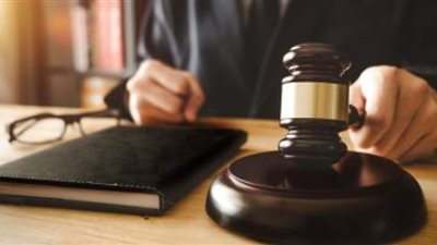 تأجيل أولى جلسات اتهام فتاة للاعب كرة قدم شهير لرفضه إثبات نسب