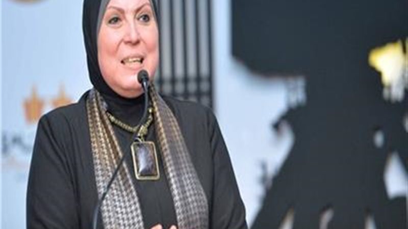 نيفين جامع