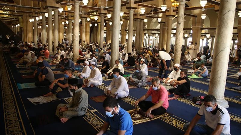 أخطاء يقع فيها المصلين
