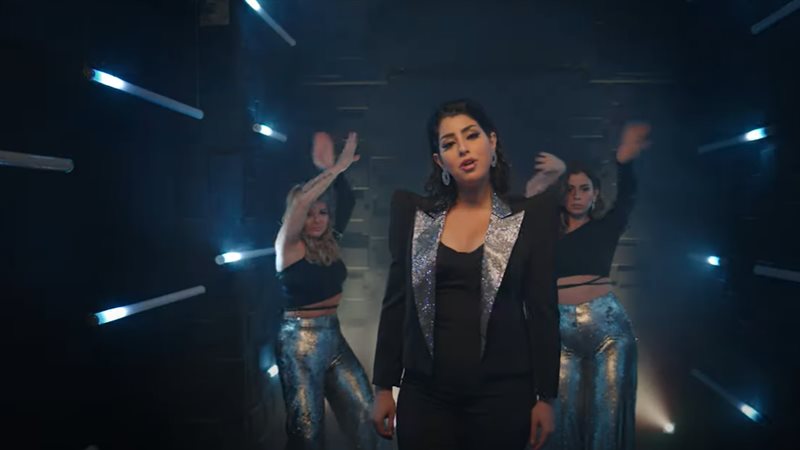 آيتن عامر طلعت شاطرة