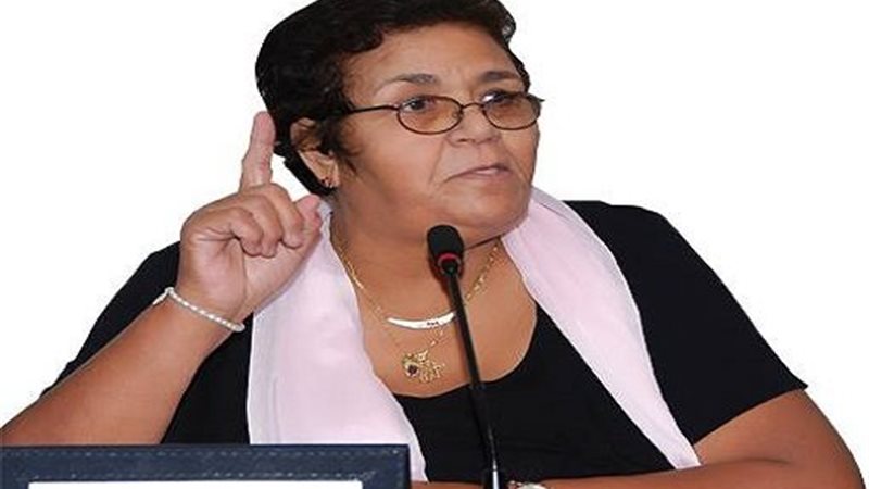 عائشة الشنا