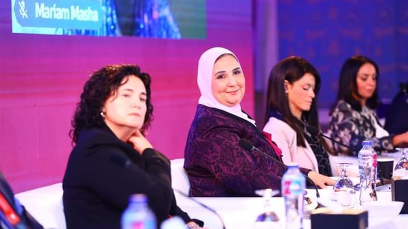 نيفين القباج وزيرة