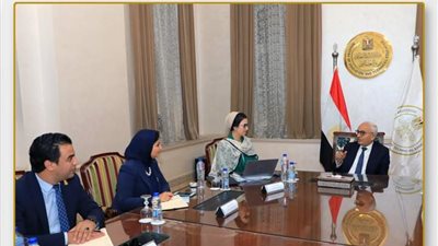 وزير التعليم يلتقي وفد مؤسسة 