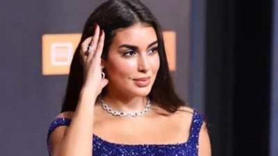 نشرة أهل الفن| ياسمين صبري تثير الجدل من باريس.. ولينا شاماميان تعتذر للرجل المصري